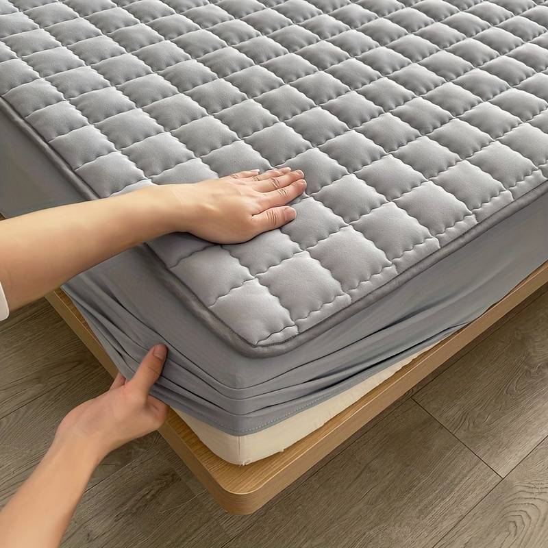 Waterproof Mattress Protector Queen - Soft, Breathable Cover for Ultimate Comfort and Hygiene