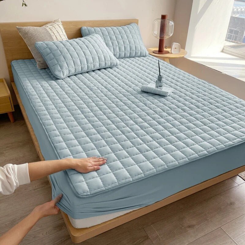 Waterproof Mattress Protector Queen - Soft, Breathable Cover for Ultimate Comfort and Hygiene