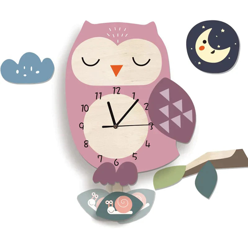 JungleRhythm Pendulum Clock – ZooClock's Kids' Pendulum Timepiece featuring a playful design that adds a whimsical touch to any room.