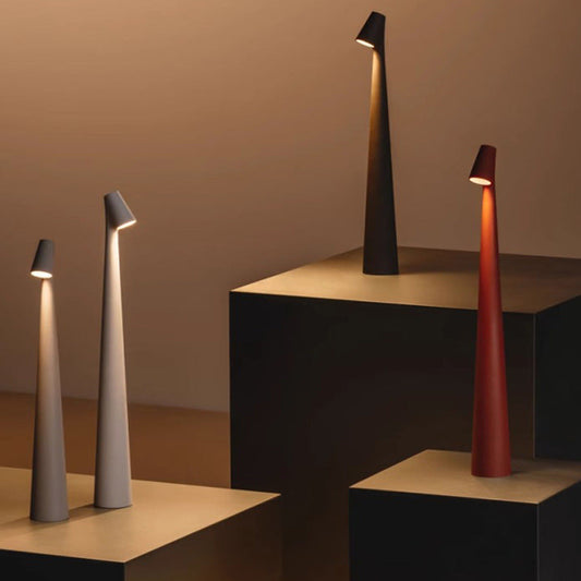Minimalist LED Desk Lamp – Sleek and Modern Lighting for Workspaces