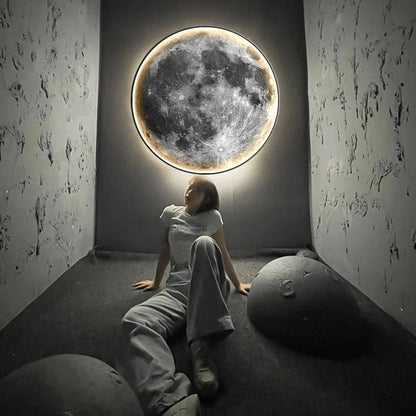 GlowOrbit – Artistic LED Moonlight for Wall Decor