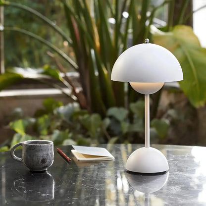 SnowGlow – Chic Modern Table Lamp for Soft, Diffused Light