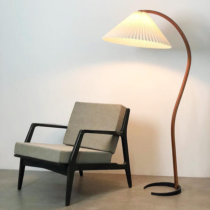 Erynt | Vintage Capri Style Floor Lamp
