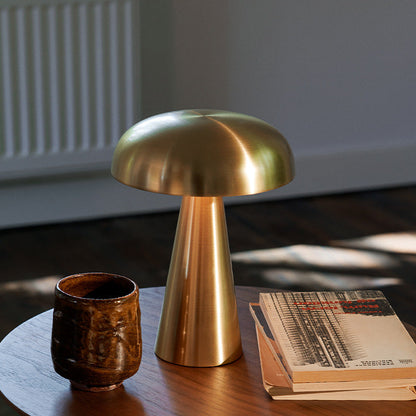 Evyra | Sleek Modern Elegance Table Lamp