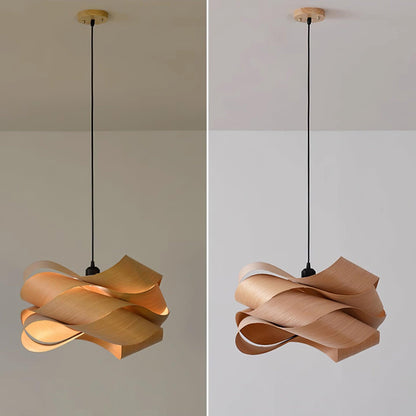 LumiChain – Elegant Pendant Light with Interlinked Design for Modern Spaces