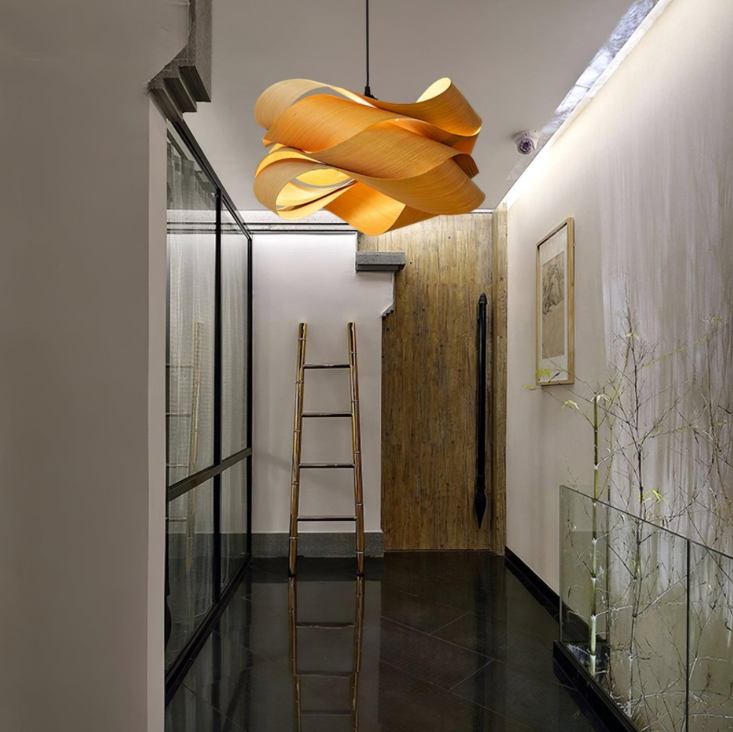 LumiChain – Elegant Pendant Light with Interlinked Design for Modern Spaces