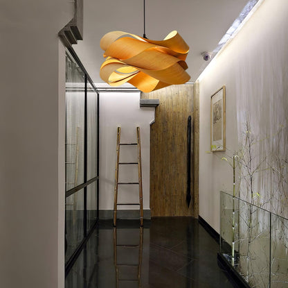 LumiChain – Elegant Pendant Light with Interlinked Design for Modern Spaces