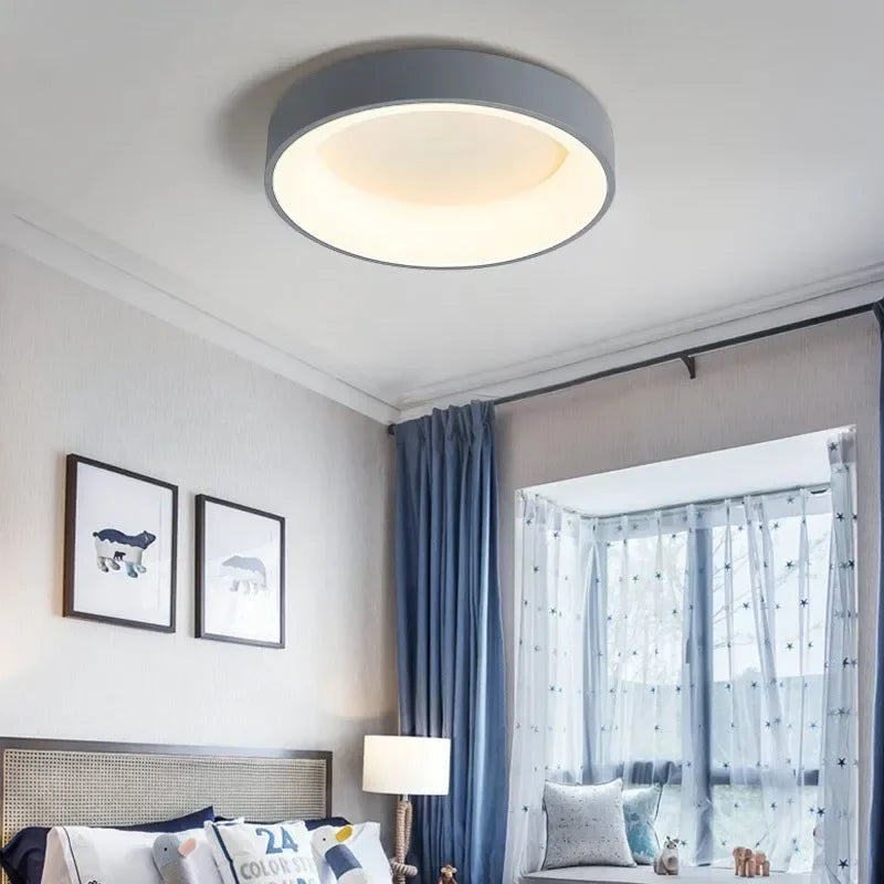 ScandiGlow Flush Mount – Minimalist LED Ceiling Light with Scandinavian Design for Soft Illumination, a 30cm Diameter Ceiling Light Fixture.