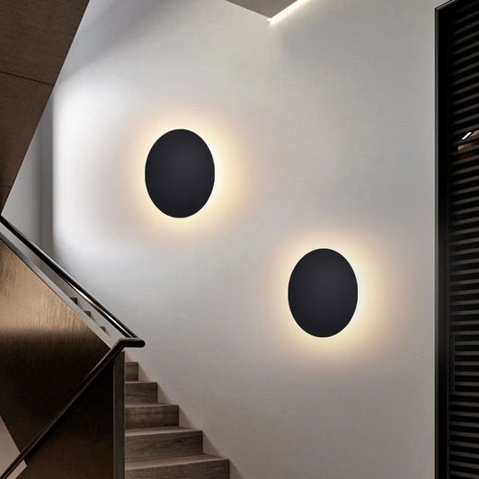 LunaLite – Modern Round Metal Wall Sconce for Bedrooms & Living Spaces