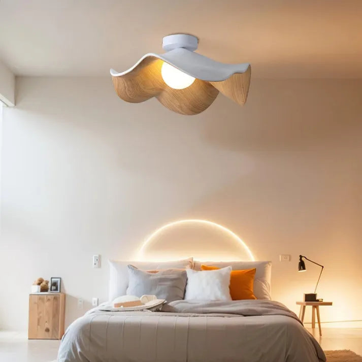 Blomsten – Minimalist Petal Light in Scandinavian Woodwork