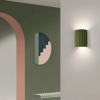 Modern Resin Wall Light – Artistic Illumination for Contemporary Interiors