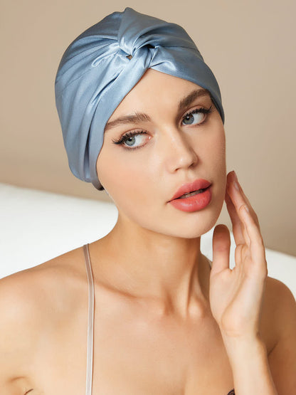 SatinBloom – Lightweight Silk Sleep Cap for Smooth Mornings
